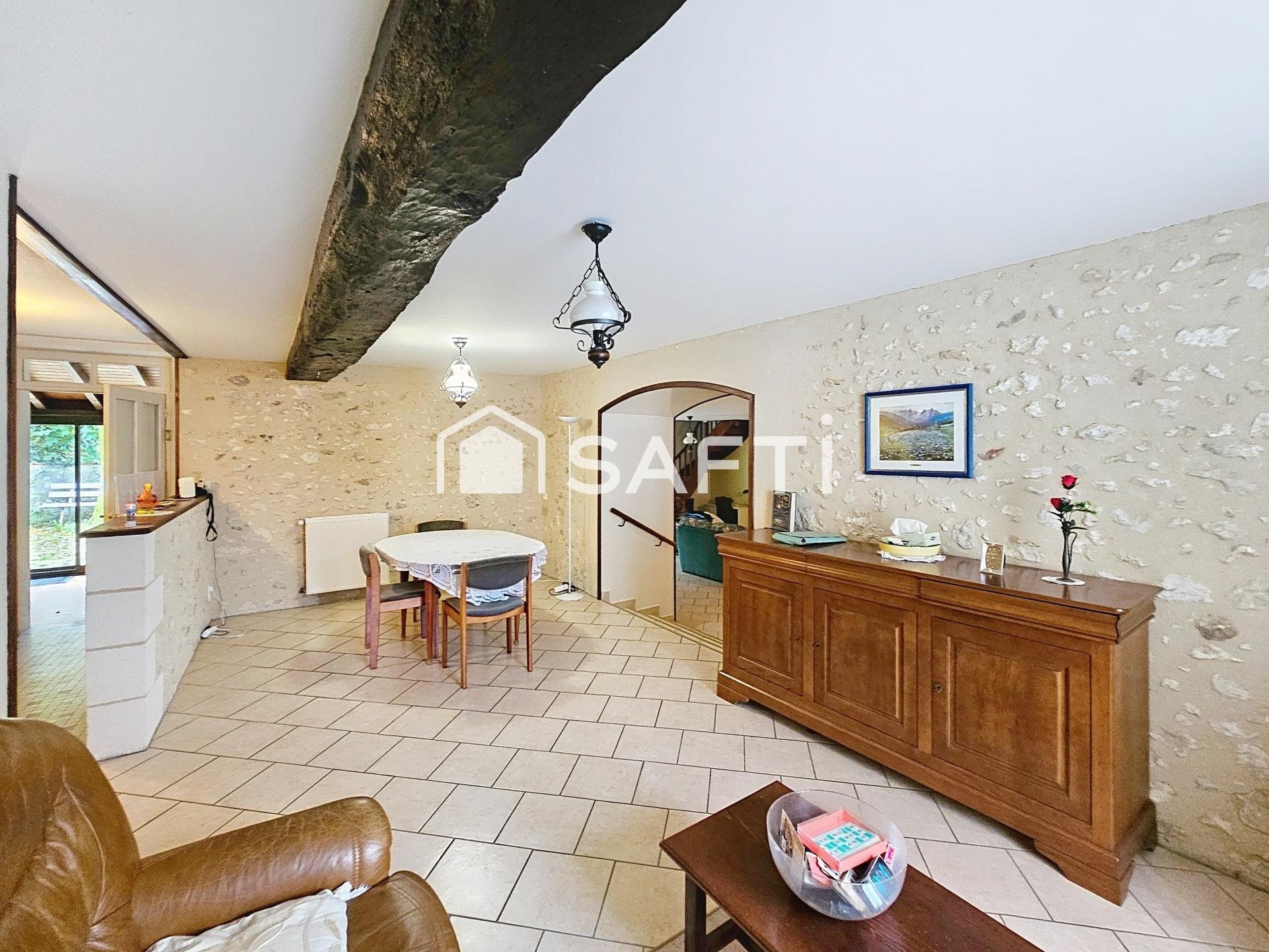Maison à vendre, 205m², Saint-Léon-sur-l'Isle