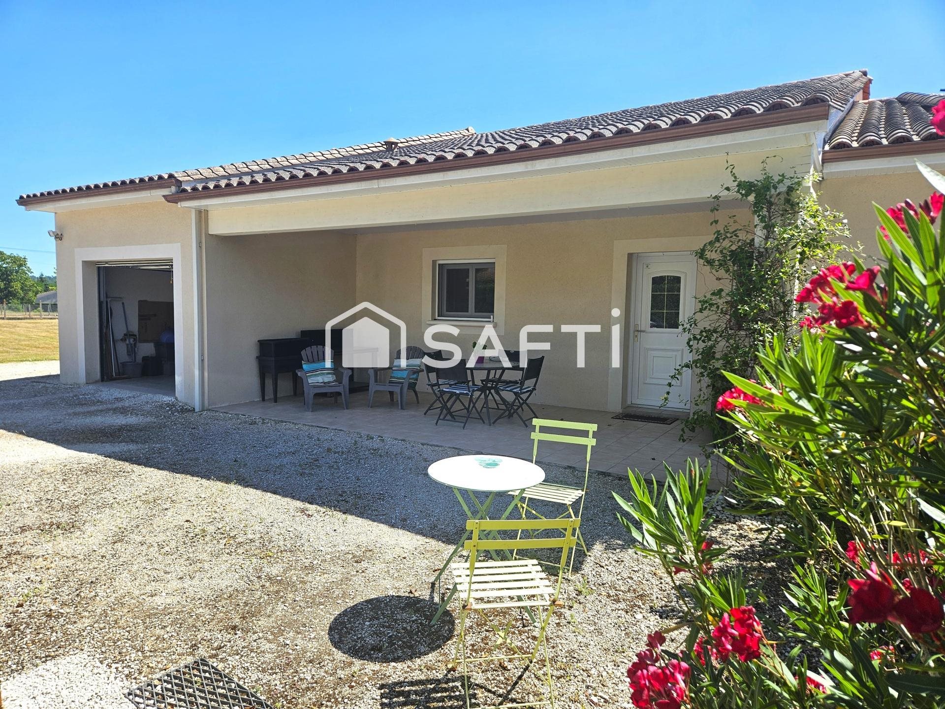 Maison à vendre, 137m², Neuvic