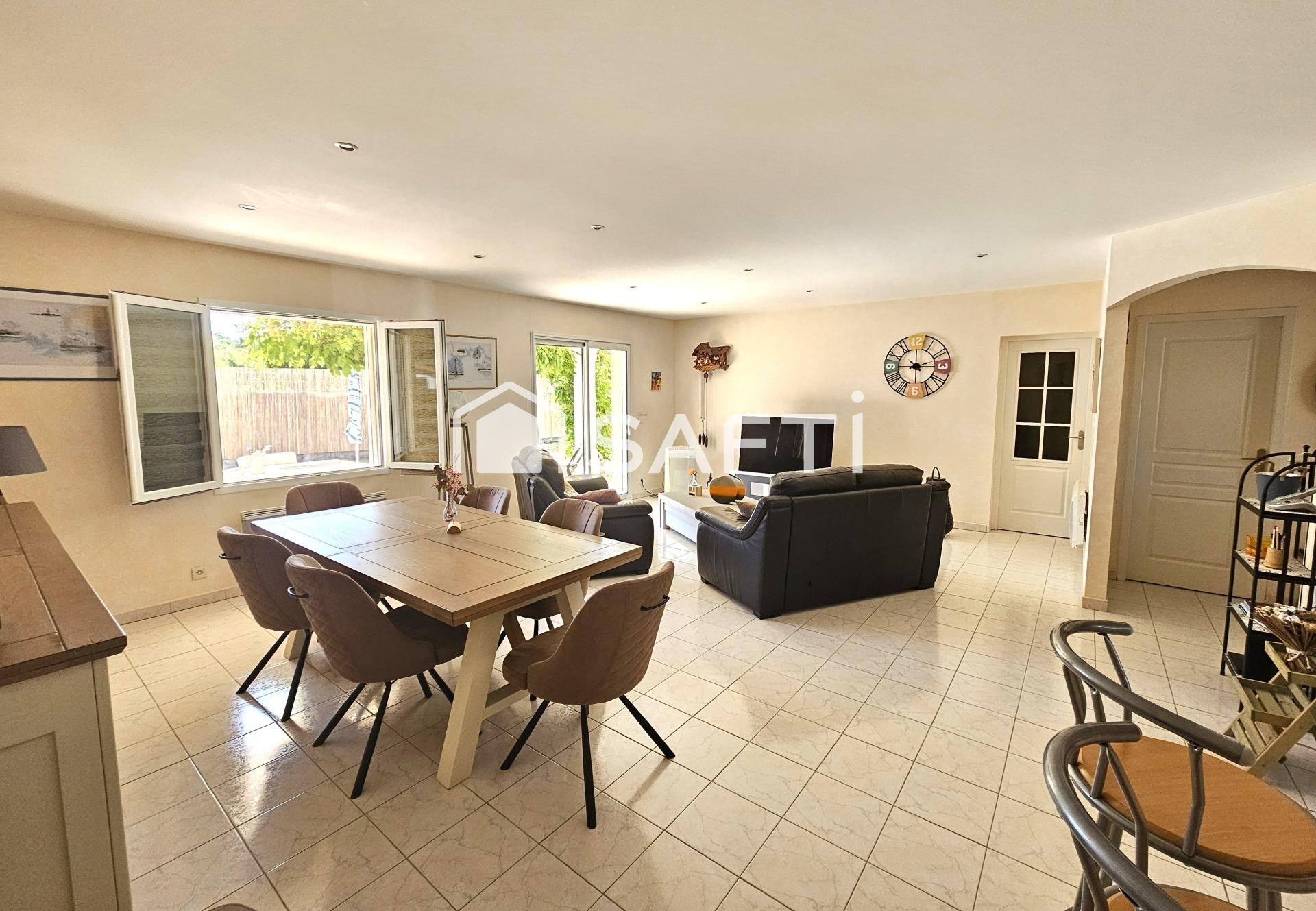 Maison à vendre, 137m², Neuvic