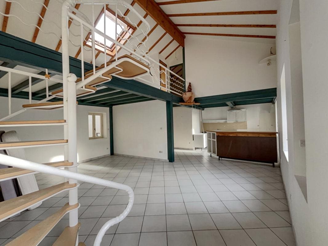 Appartement à vendre, 87m², Bessenay