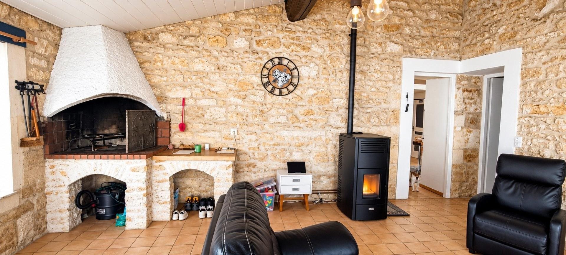 Maison à vendre, 113m², Pont-l'Abbé-d'Arnoult