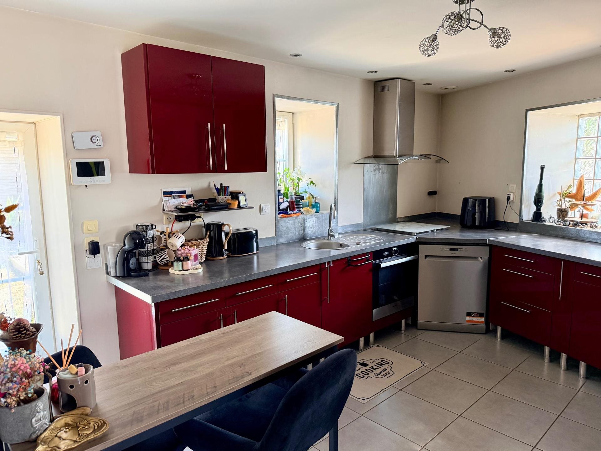 Maison à vendre, 183m², Saint-Hilaire-de-Villefranche