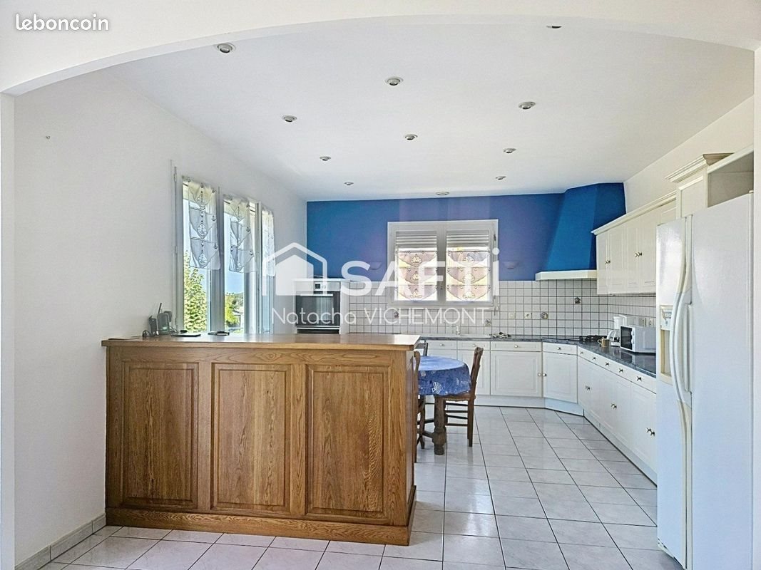 Maison à vendre, 217m², Angoulins