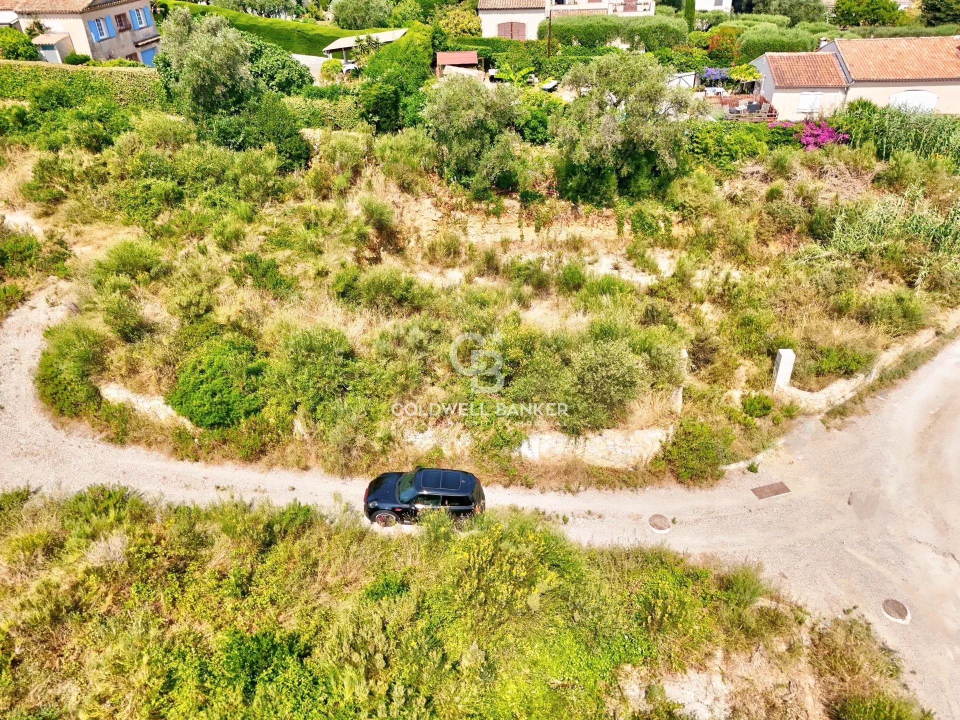 Nice constructible land with very nice Seaview - Plus