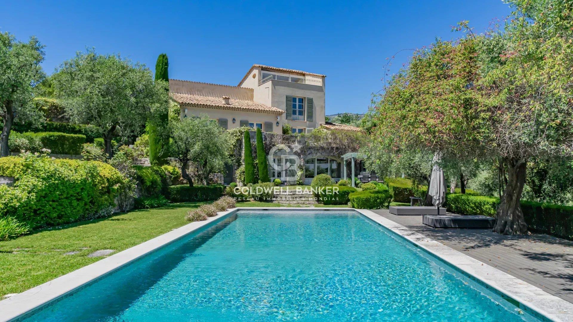 Maison à vendre, 340m², Valbonne