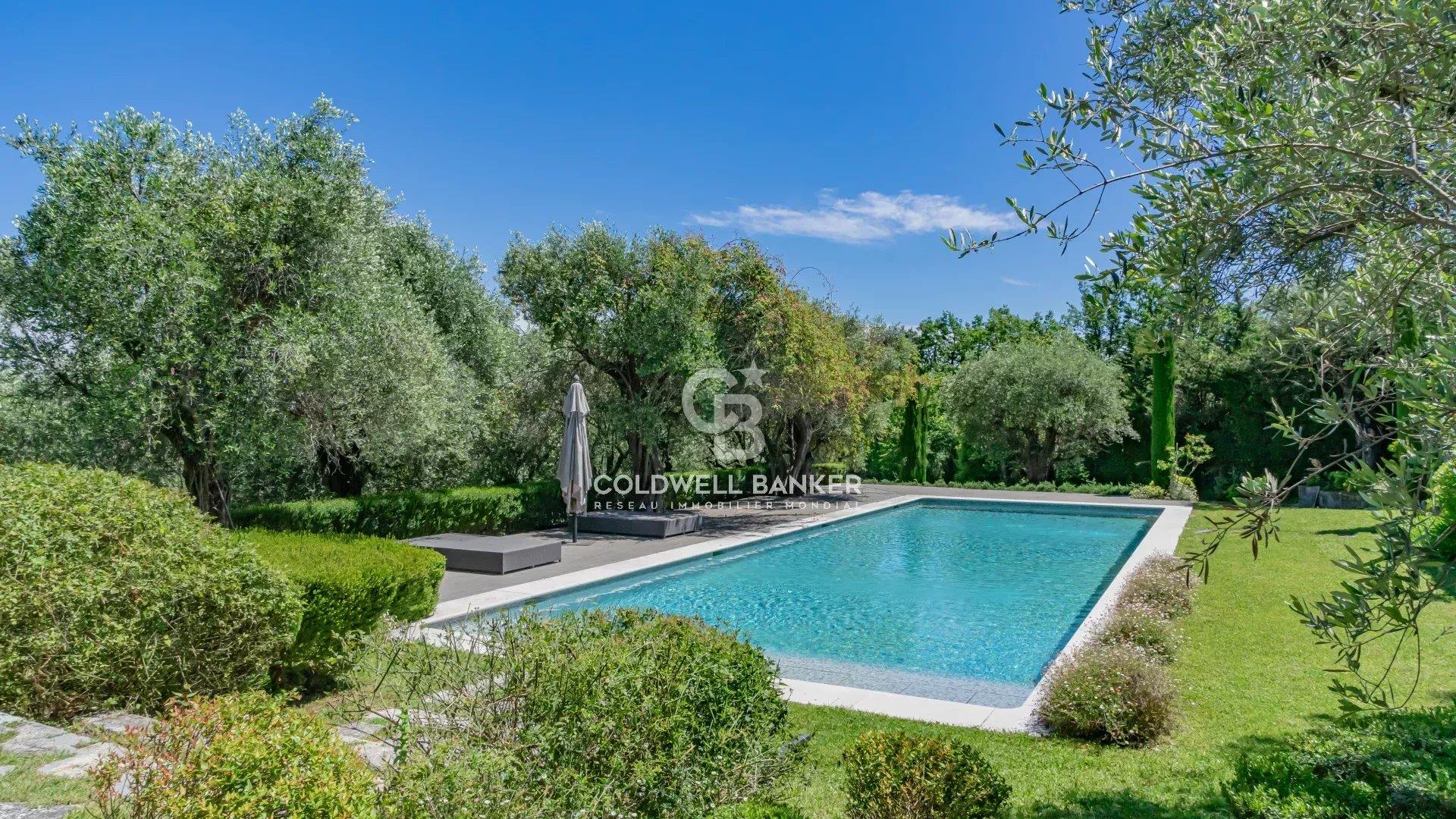 Maison à vendre, 340m², Valbonne