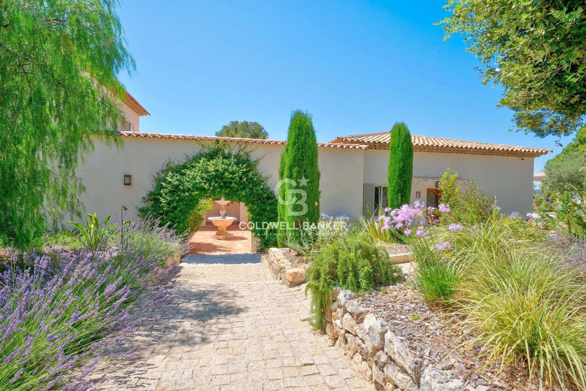 Maison à vendre, 540m², Valbonne