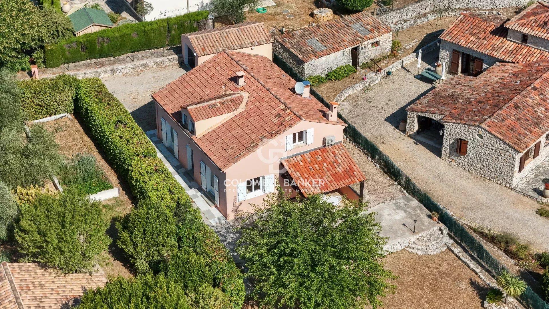 Maison à vendre, 162m², Saint-Cézaire-sur-Siagne