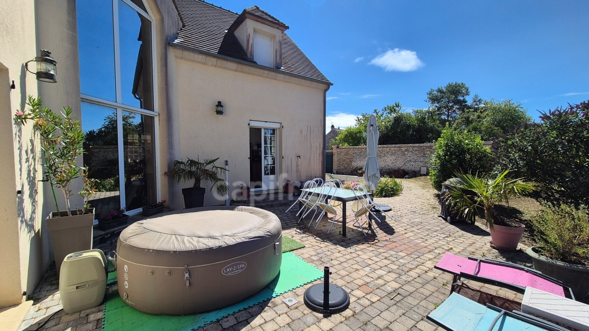 Maison à vendre, 222m², Sermaise