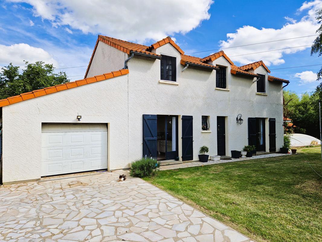 Maison à vendre, 149m², Bignoux