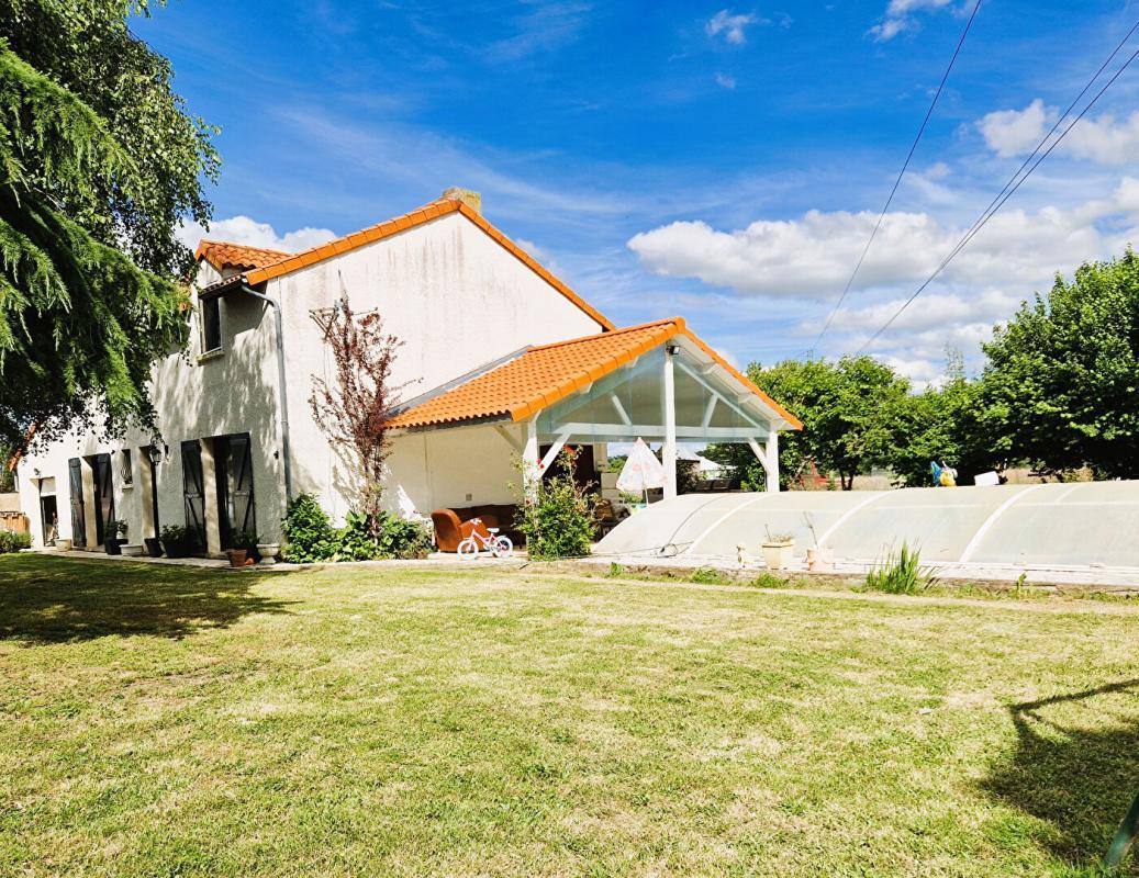 Maison à vendre, 149m², Bignoux