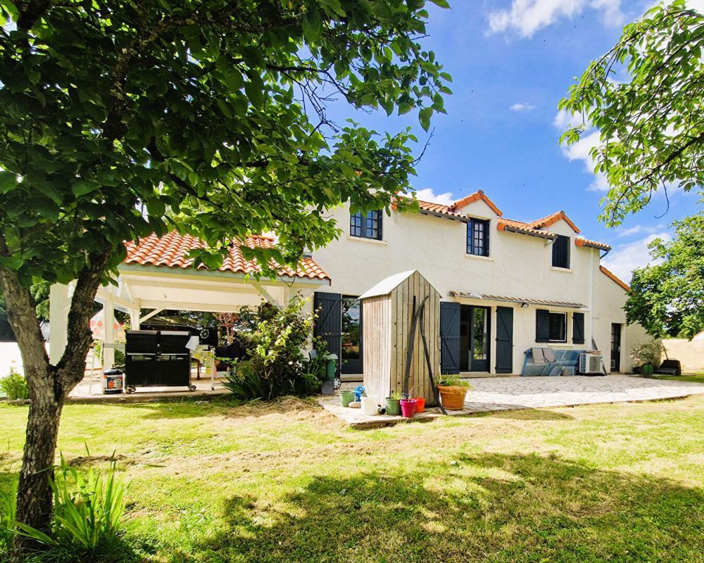 Maison à vendre, 149m², Bignoux