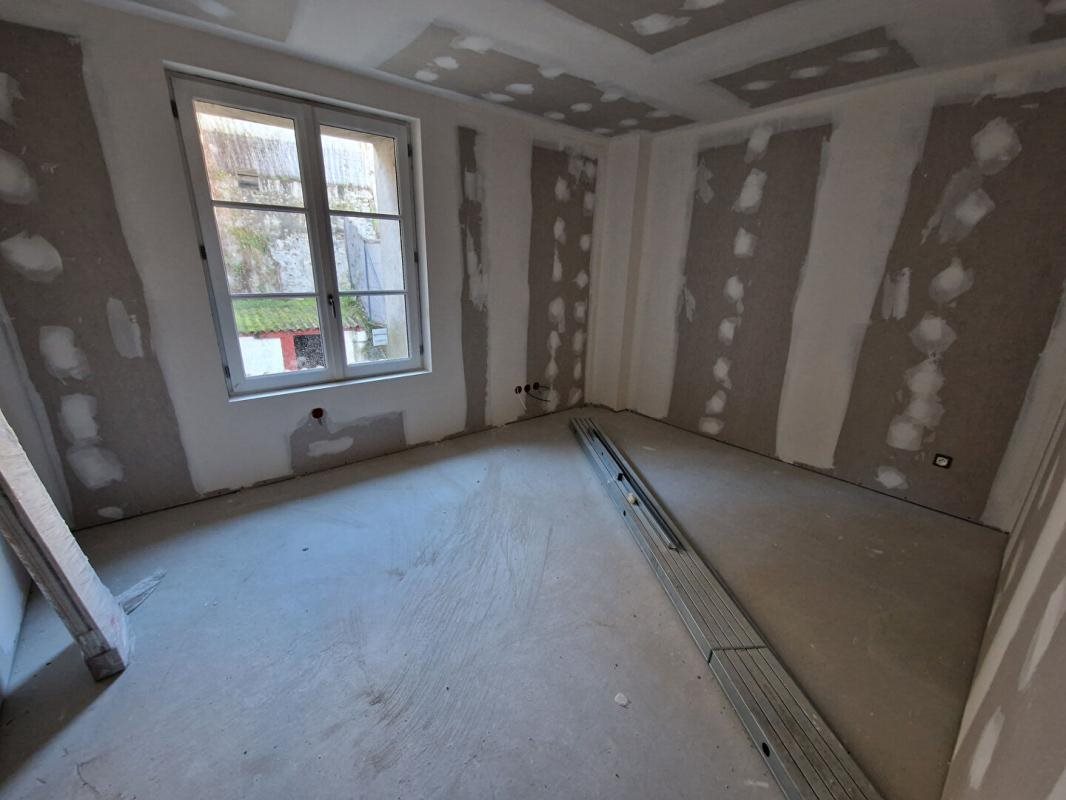 Maison à vendre, 65m², Lusignan