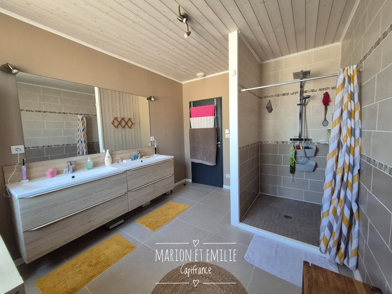 Maison à vendre, 111m², Saint-Hilaire-la-Palud