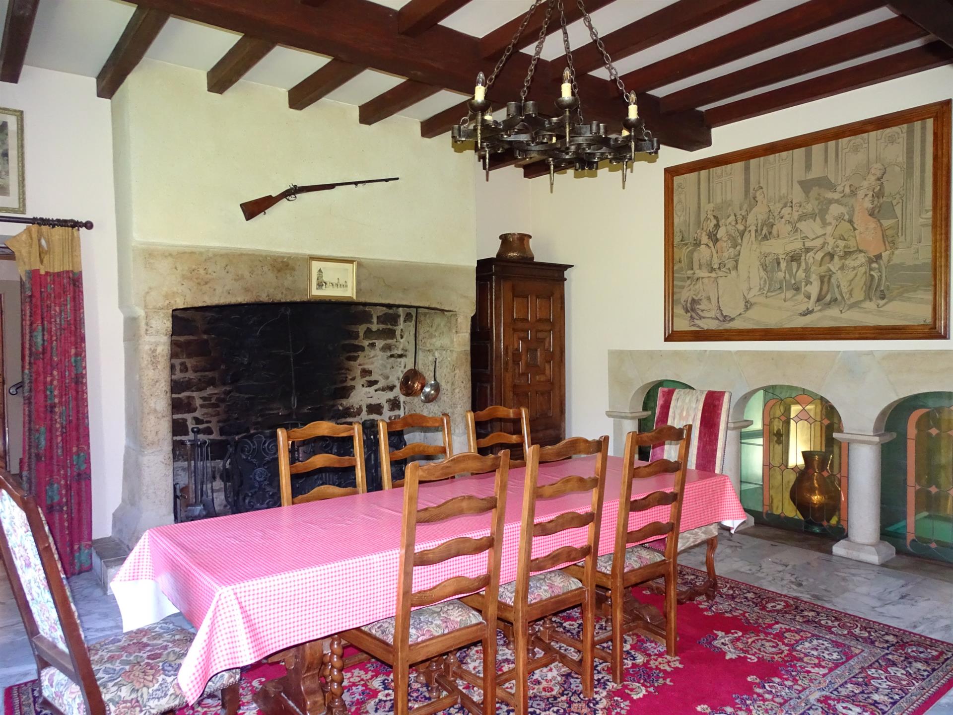 Maison à vendre, 233m², Saint-Céré