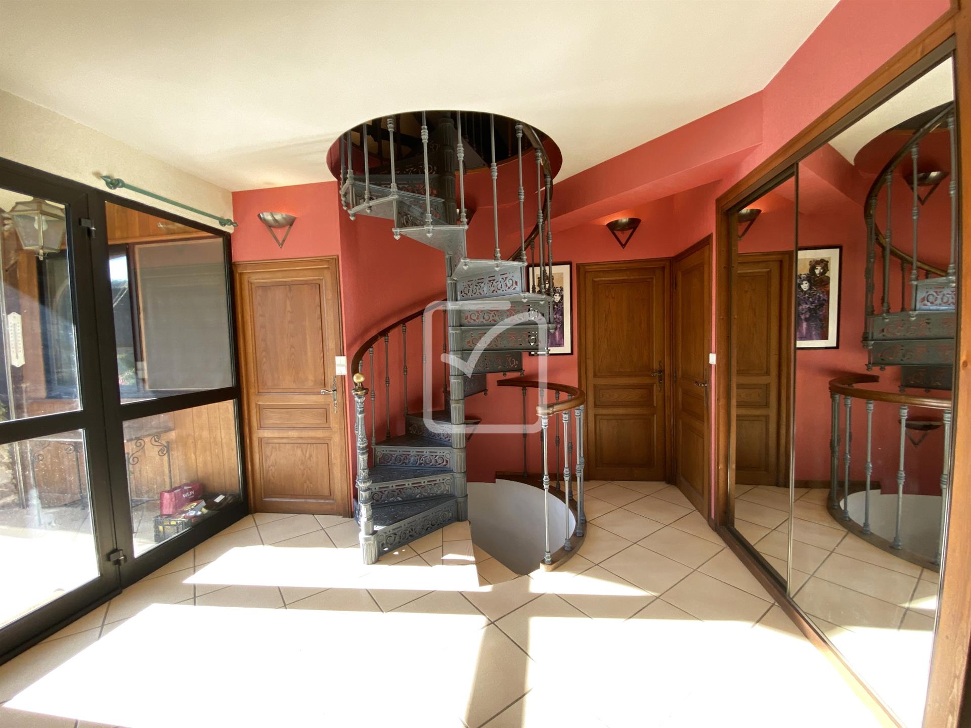 Maison à vendre, 298m², Laval-de-Cère