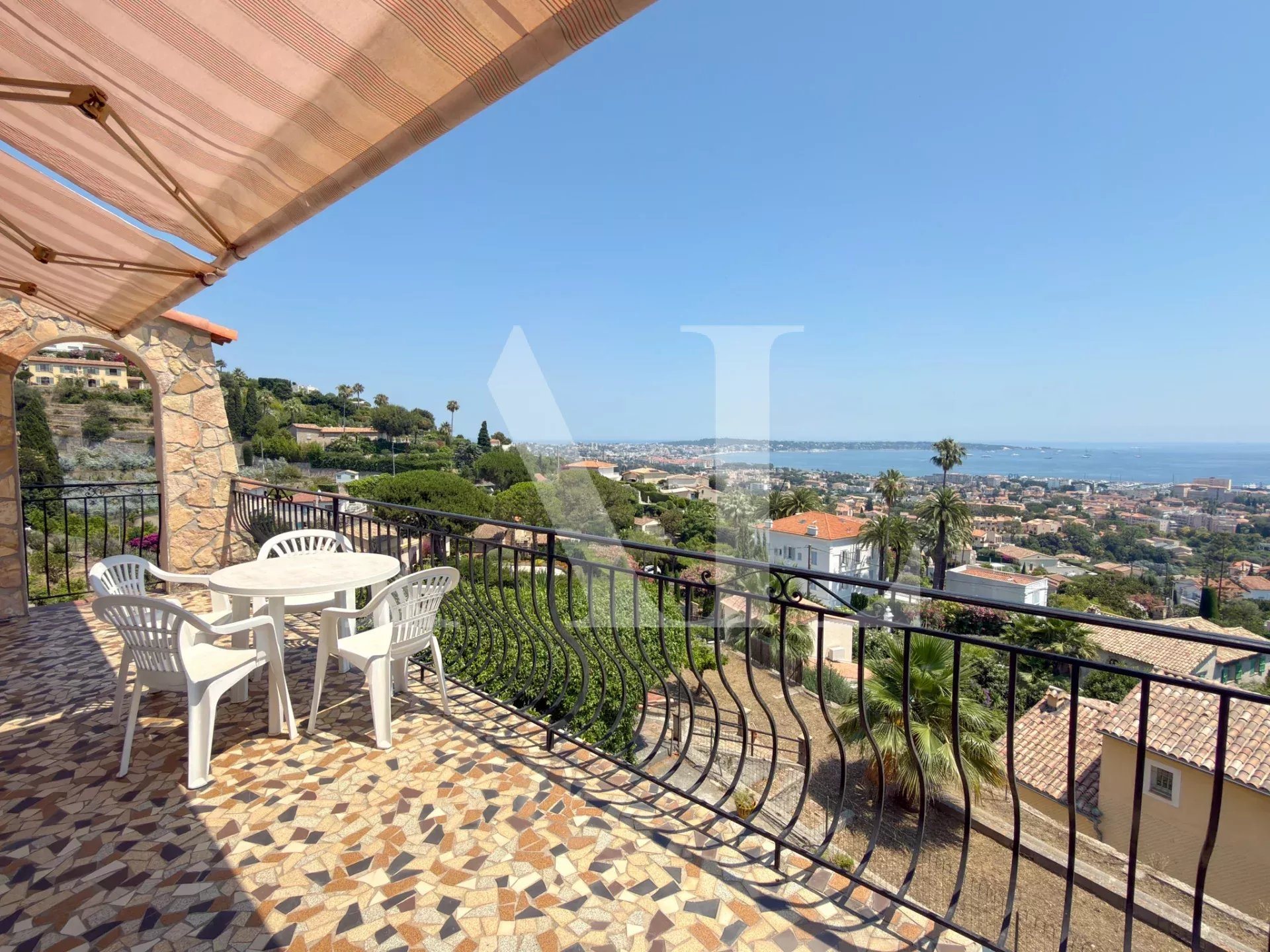 Maison à vendre, 175m², Golfe-Juan