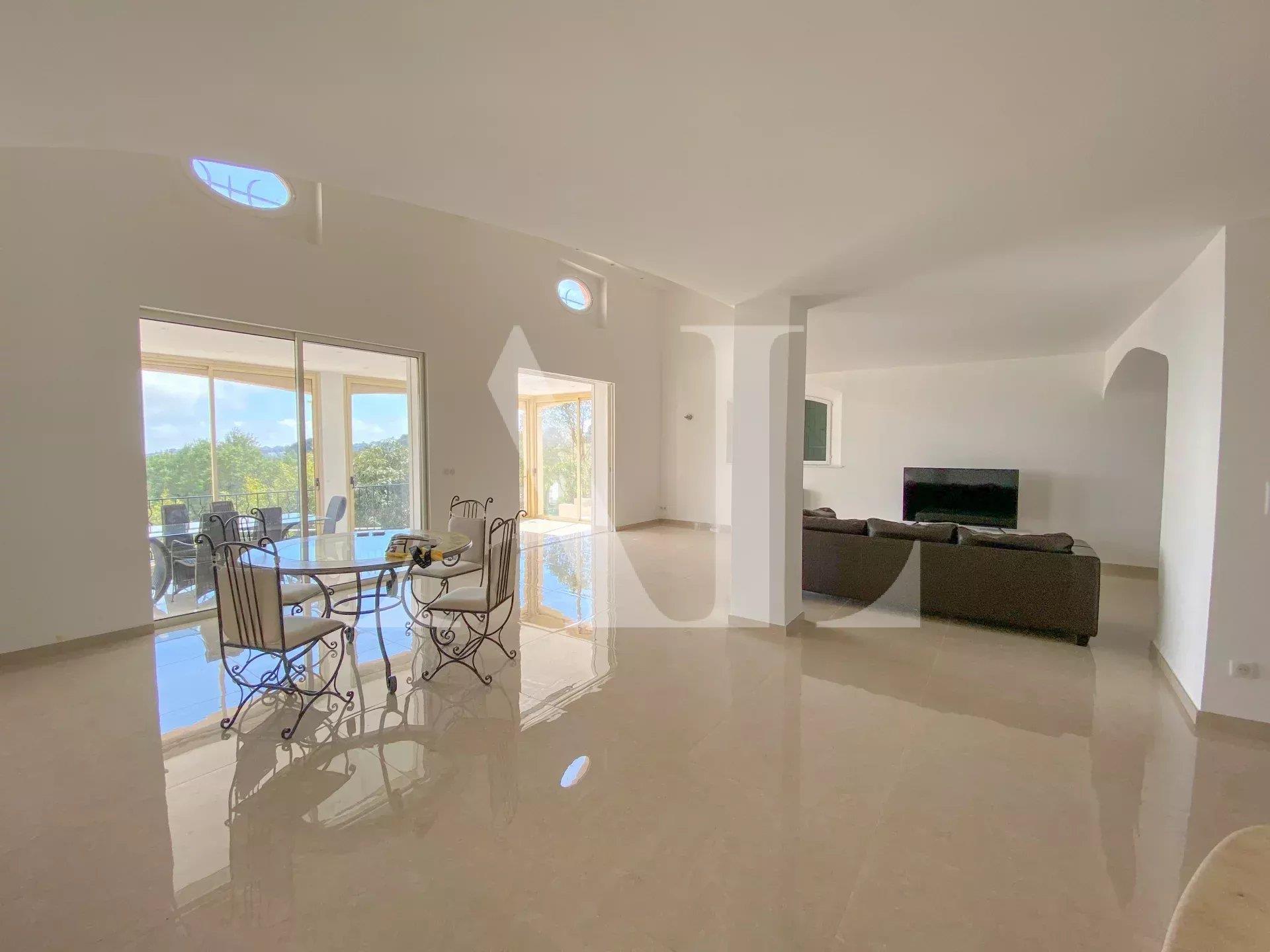 Maison à vendre, 270m², Vallauris
