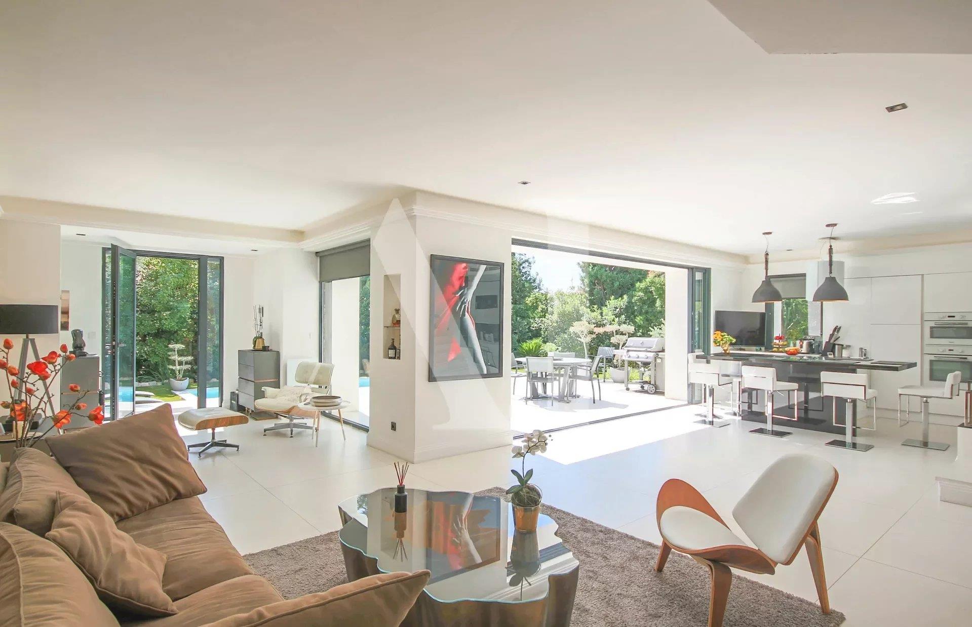 Maison à vendre, 240m², Antibes