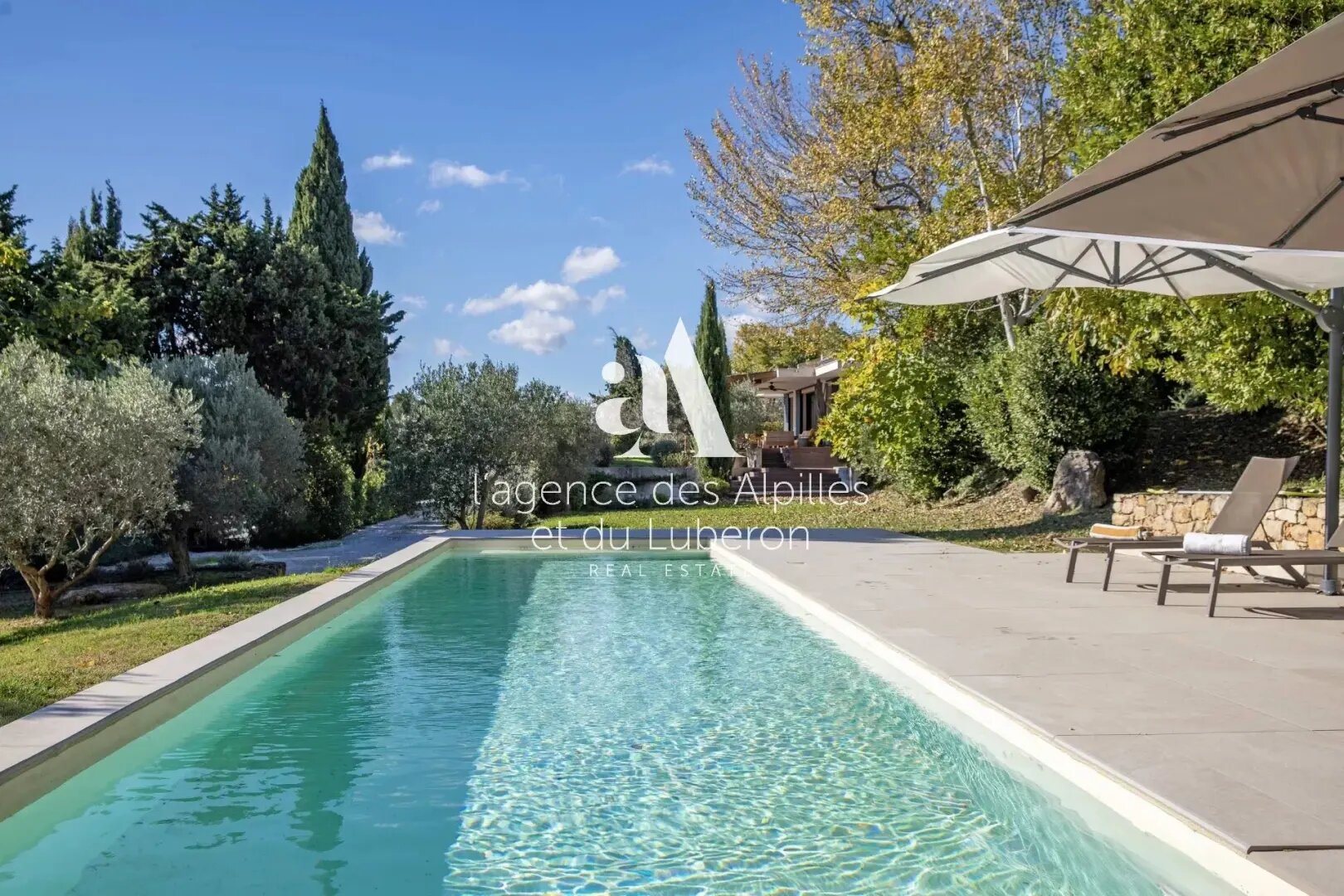 Maison à louer, 250m², Maussane-les-Alpilles
