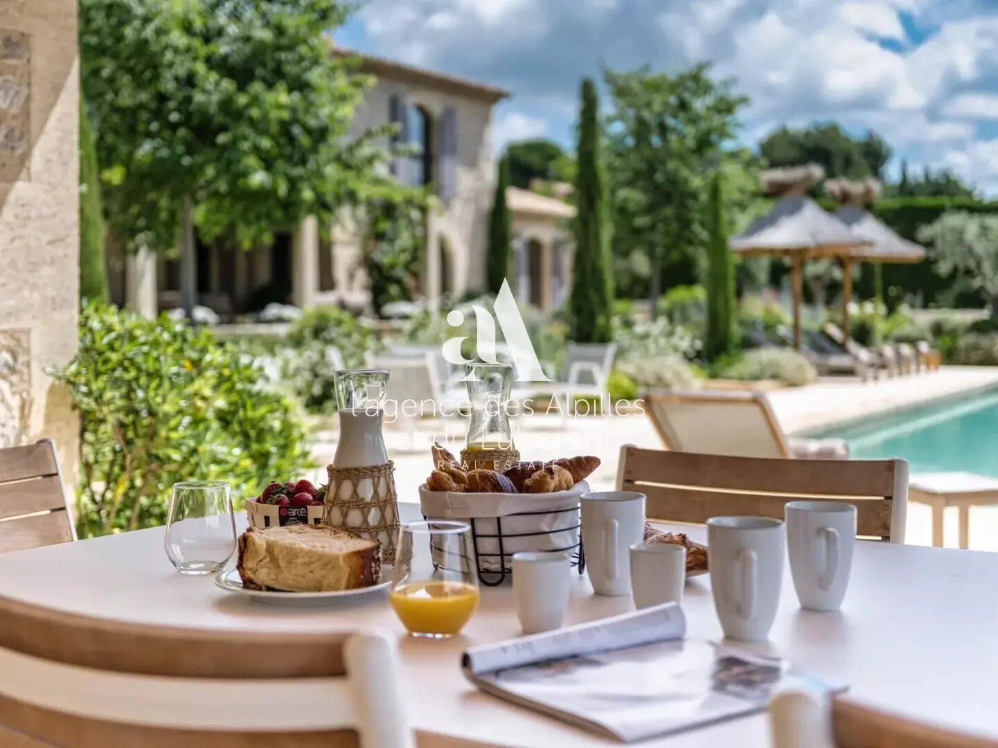 Maison à louer, 290m², Maussane-les-Alpilles