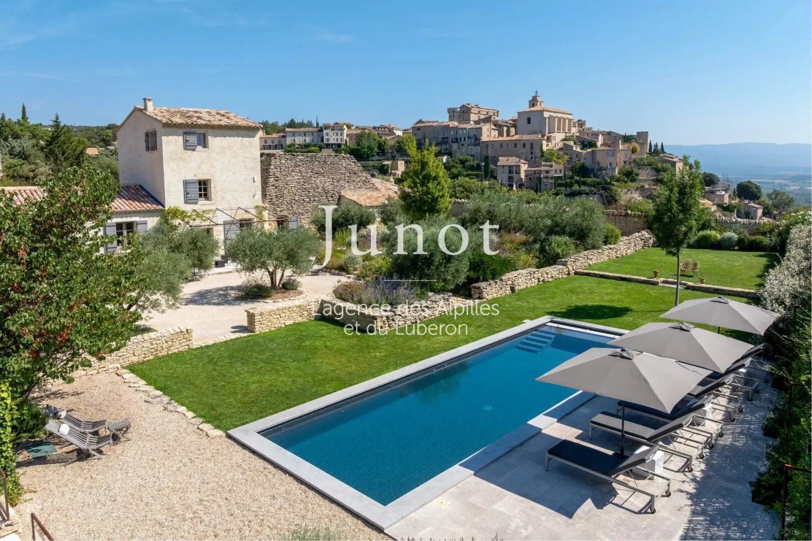 Maison à louer, 200m², Gordes