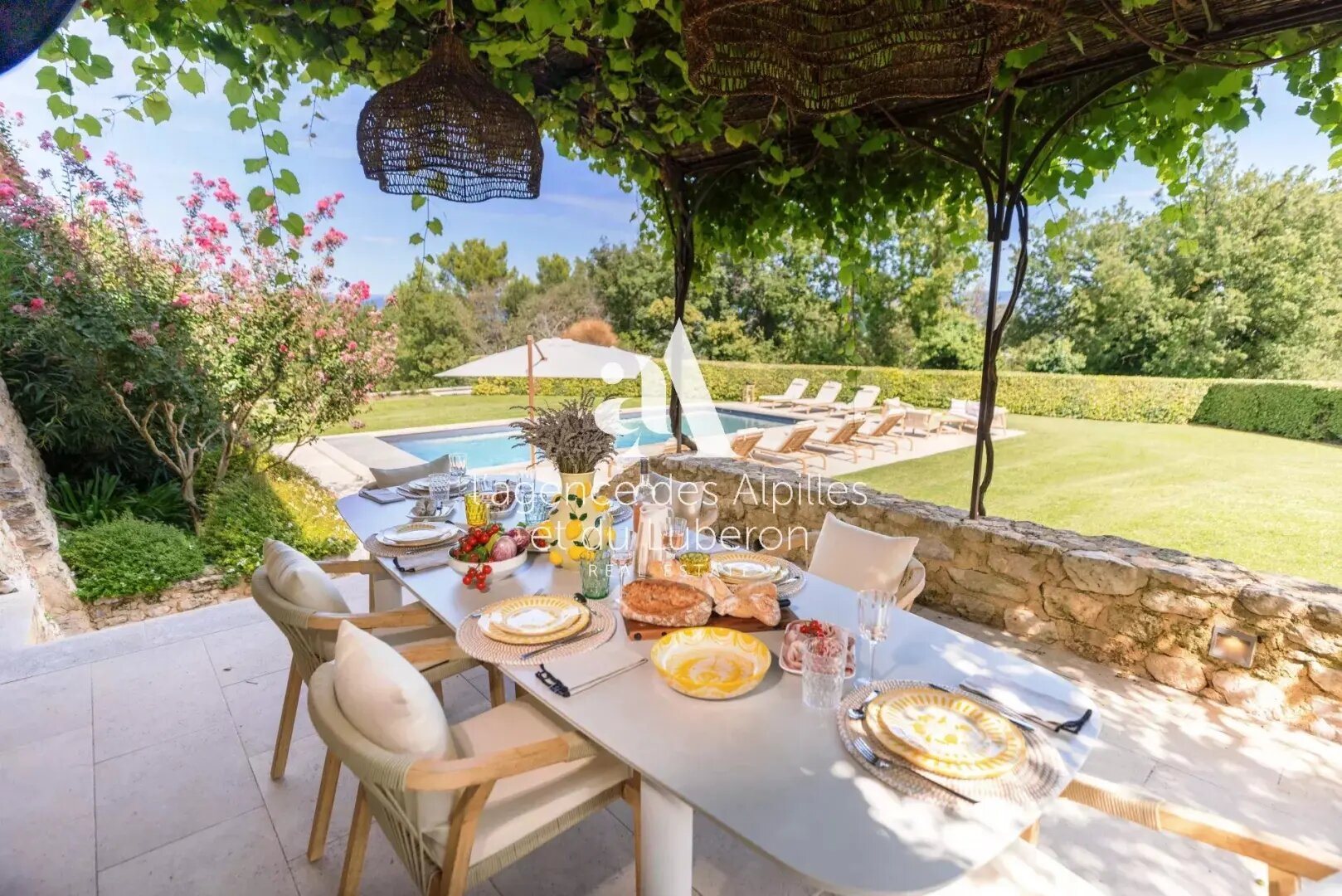 Maison à louer, 415m², Bonnieux