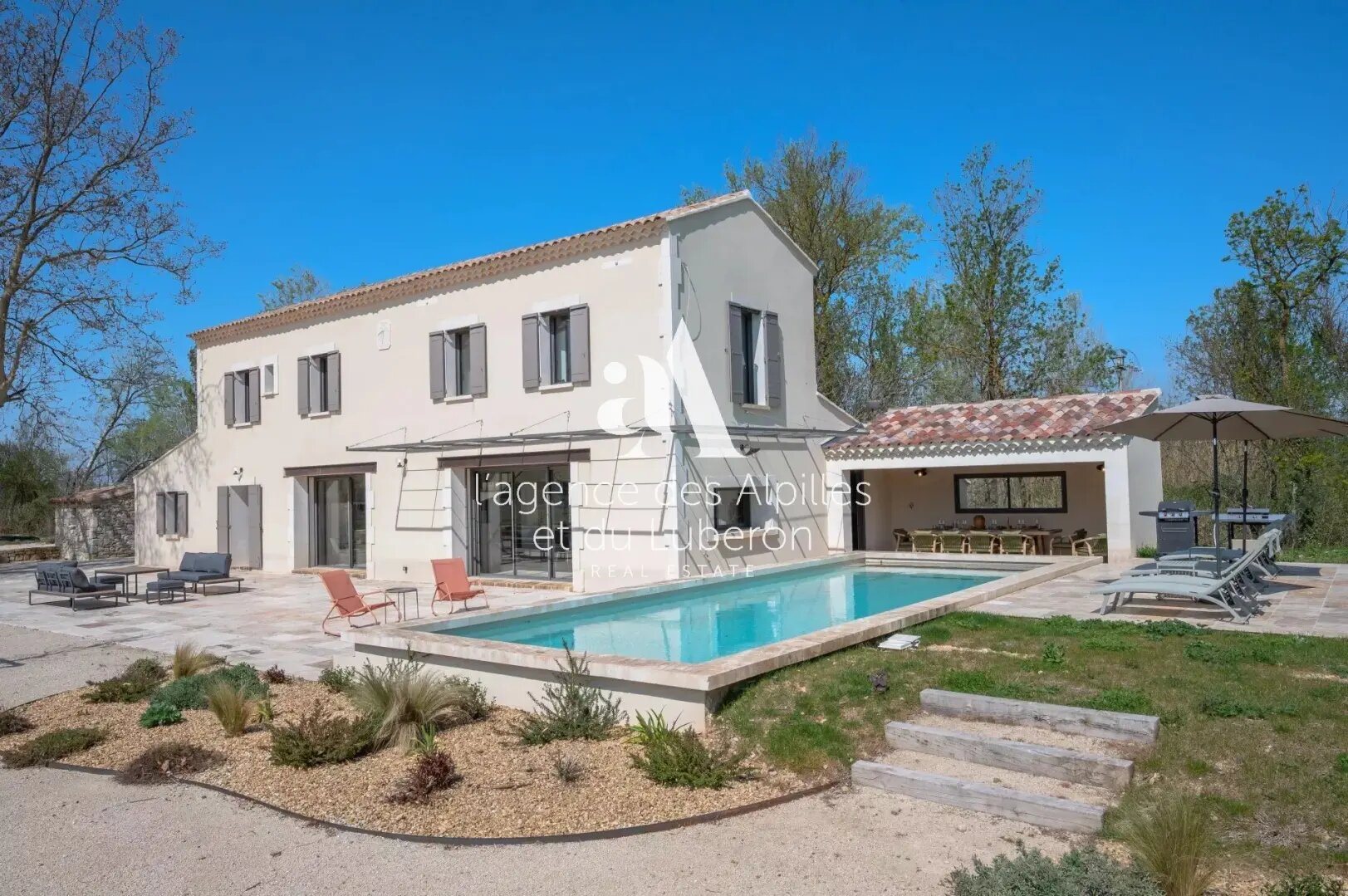 Maison à louer, 250m², Maussane-les-Alpilles
