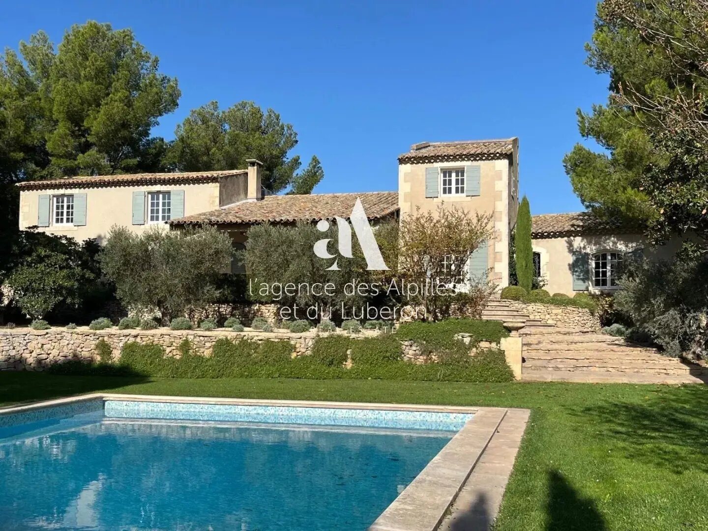 Maison à louer, 334m², Maussane-les-Alpilles