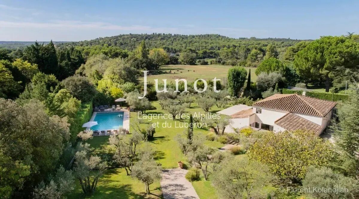 Maison à louer, 300m², Maussane-les-Alpilles