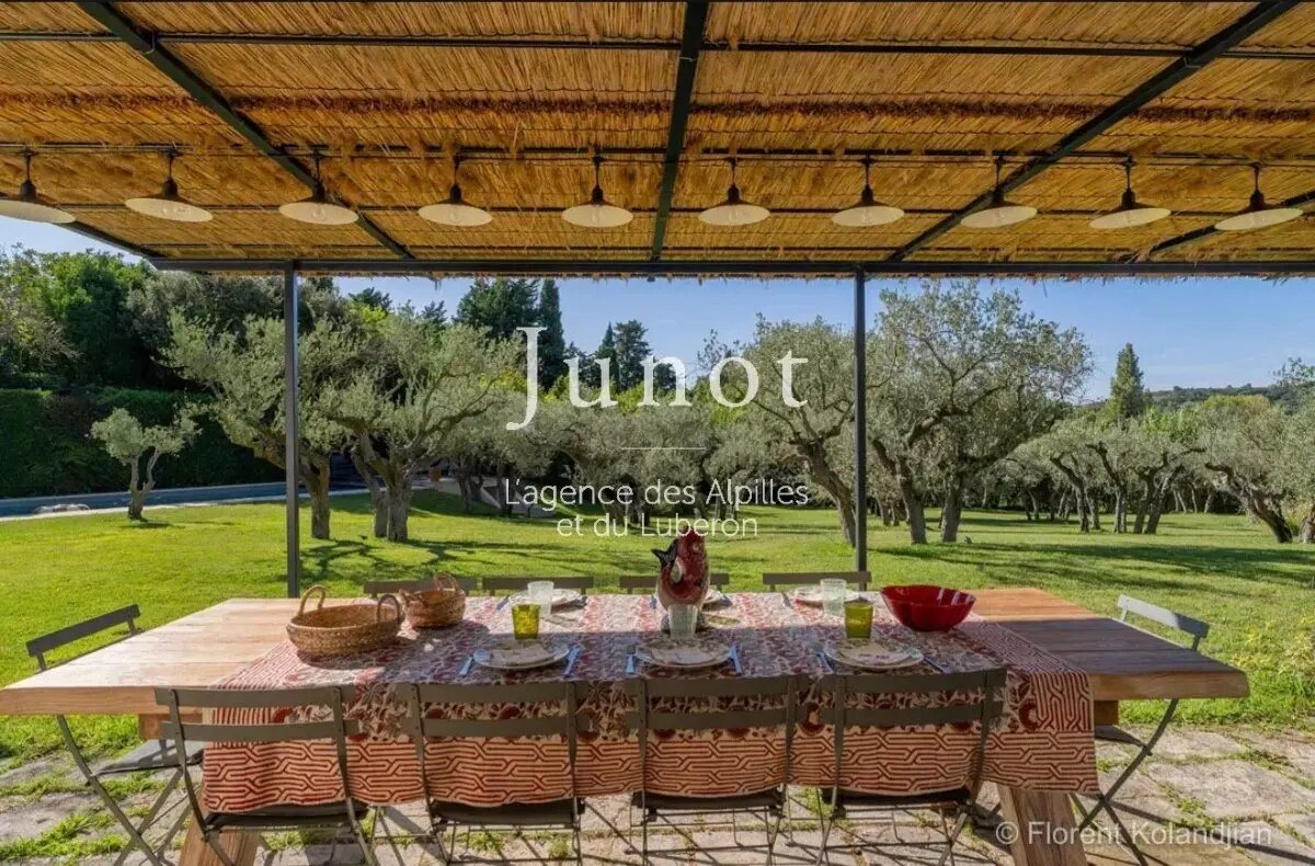 Maison à louer, 300m², Maussane-les-Alpilles
