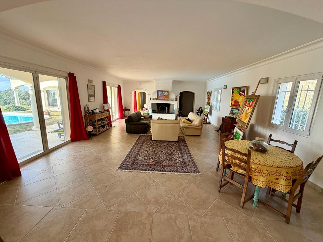 Maison à vendre, 260m², Draguignan