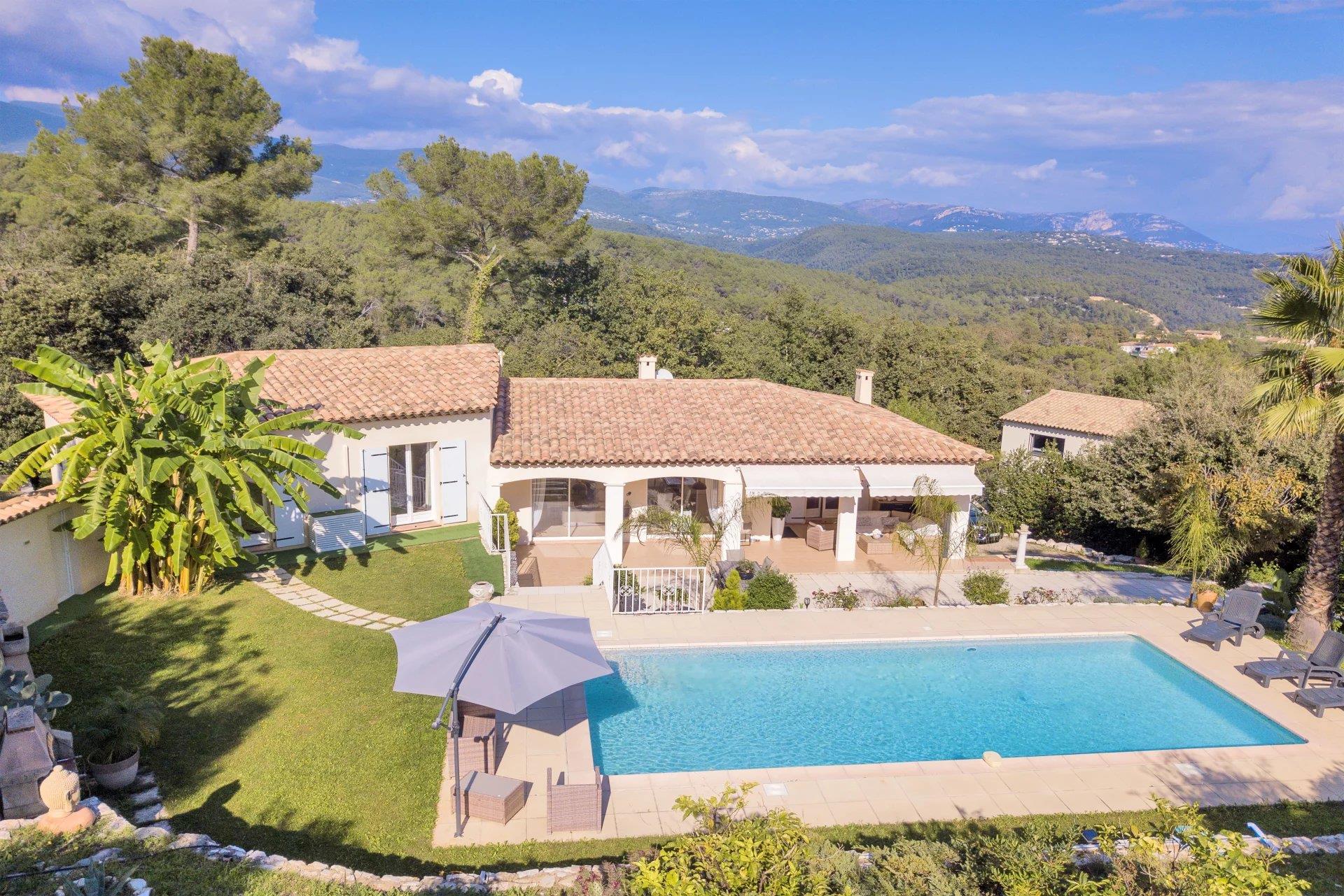 Maison à vendre, 170m², Roquefort-les-Pins