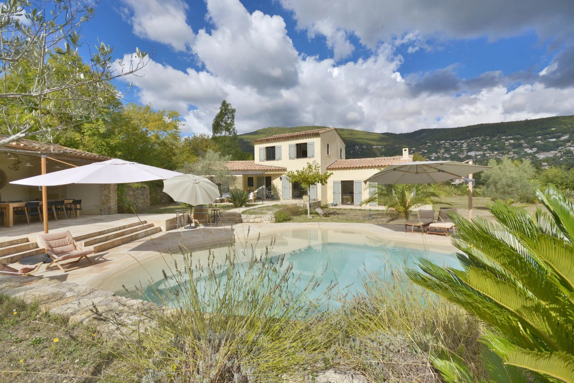 Maison à vendre, 165m², Valbonne