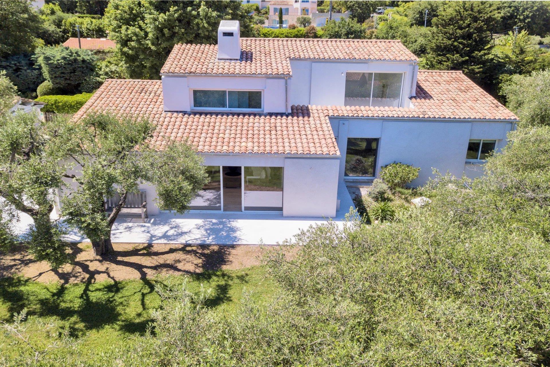 Maison à vendre, 225m², Châteauneuf-Grasse