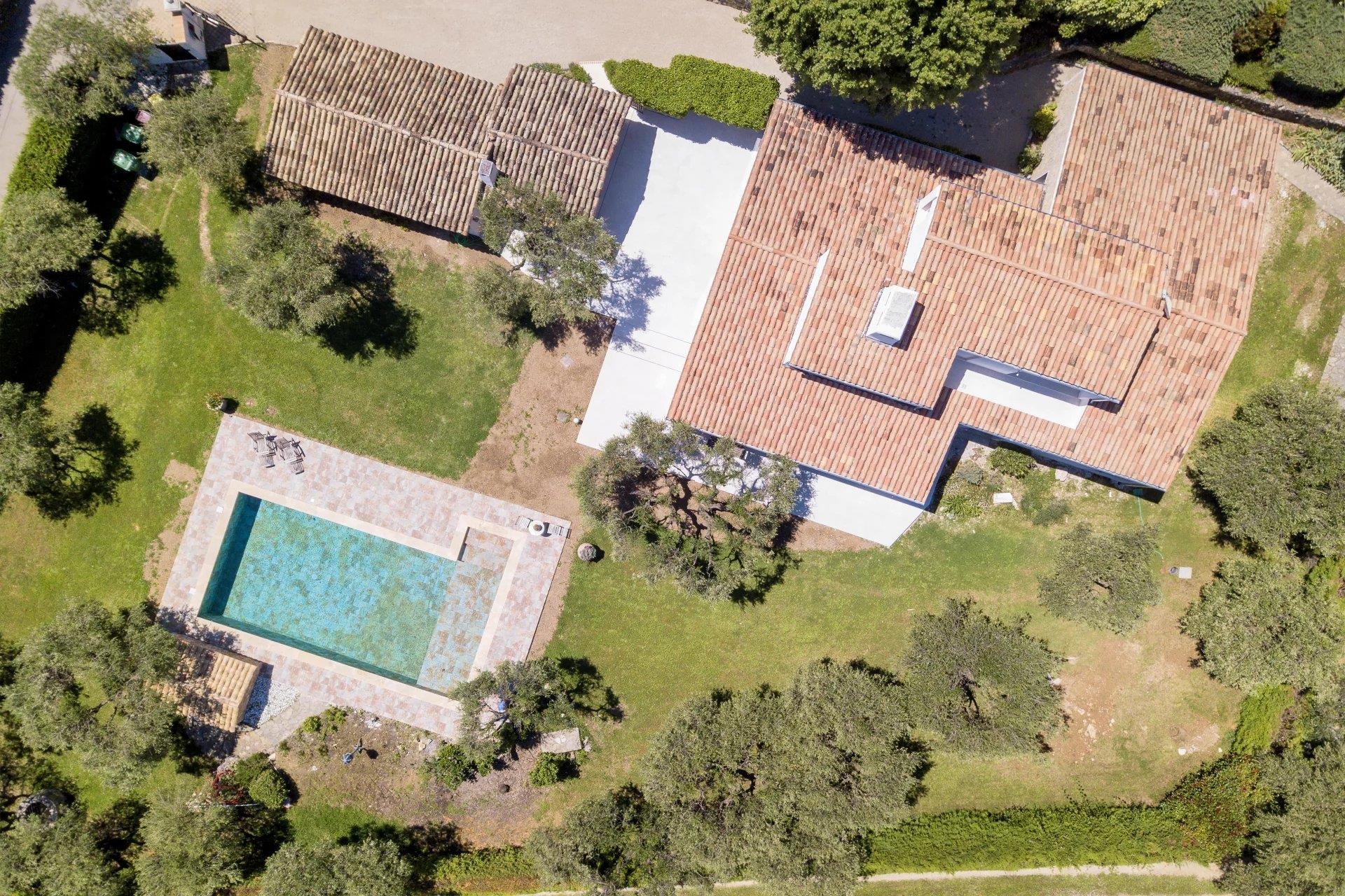 Maison à vendre, 225m², Châteauneuf-Grasse