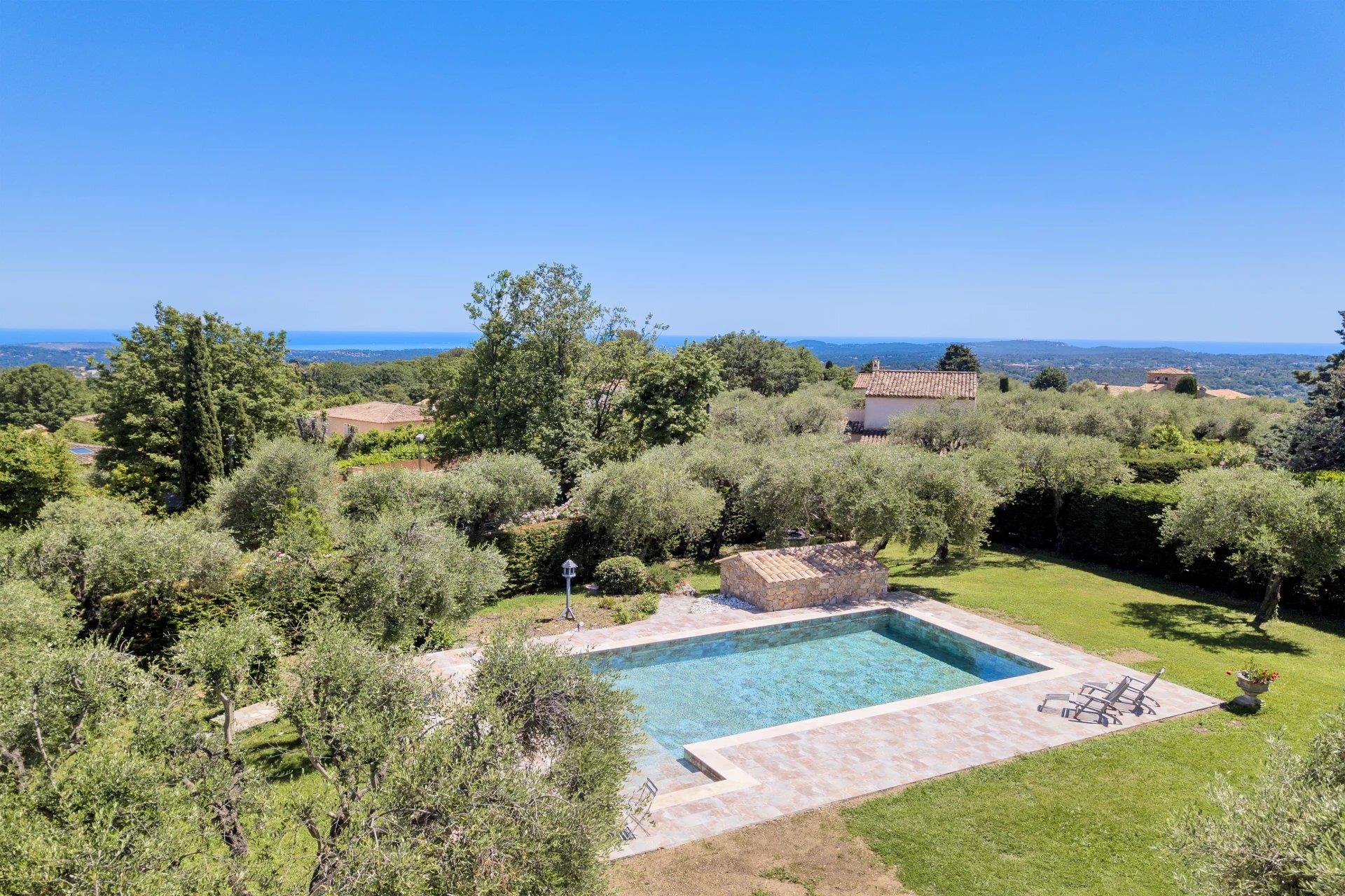 Maison à vendre, 225m², Châteauneuf-Grasse