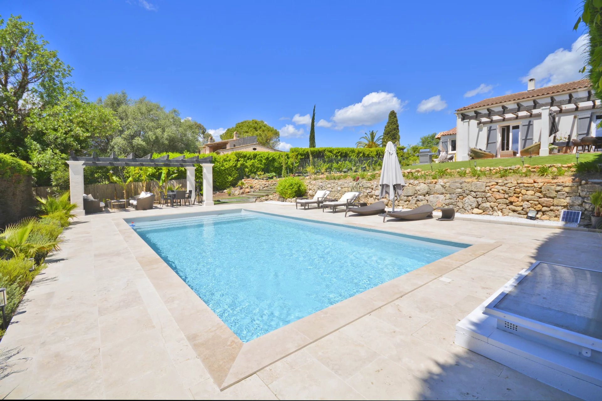 Maison à vendre, 130m², Valbonne