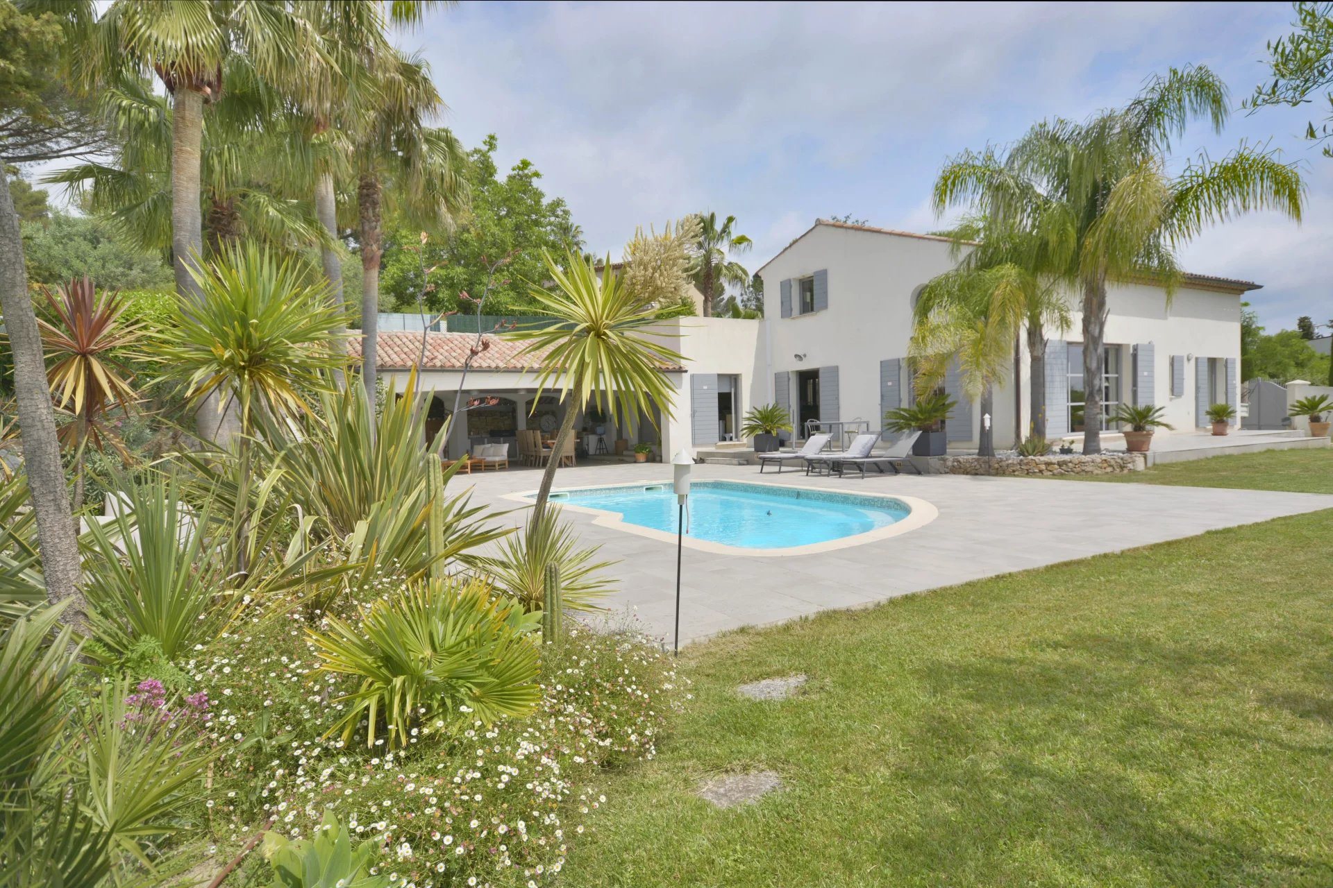 Maison à vendre, 164m², Valbonne