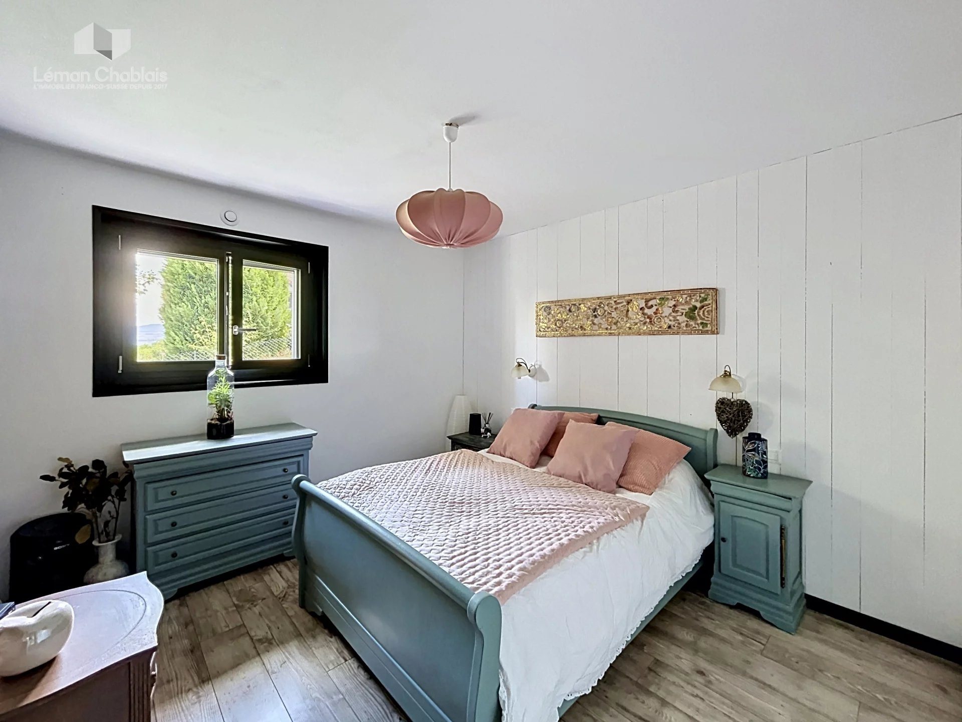 Maison – Évian-les-Bains, Haute-Savoie - Plus