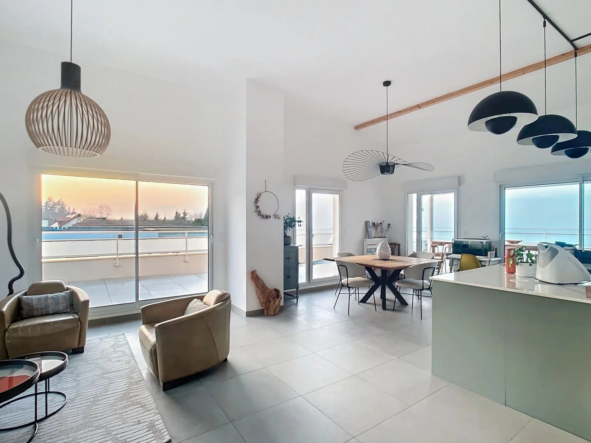 Appartement à vendre, 149m², Évian-les-Bains