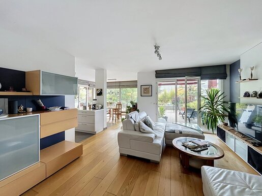 Appartement 4 pièces 113 m² · à Évian-les-Bains · 113 m² · 780 000 €