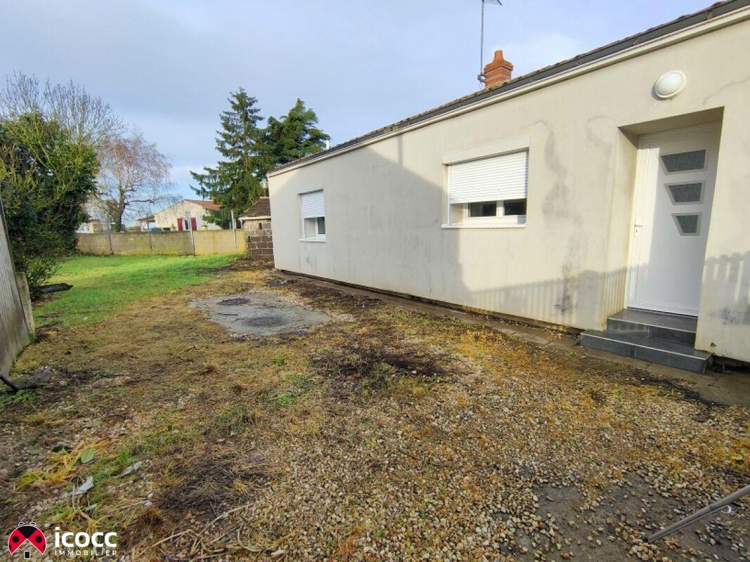 Maison à vendre, 92m², Sainte-Gemme-la-Plaine