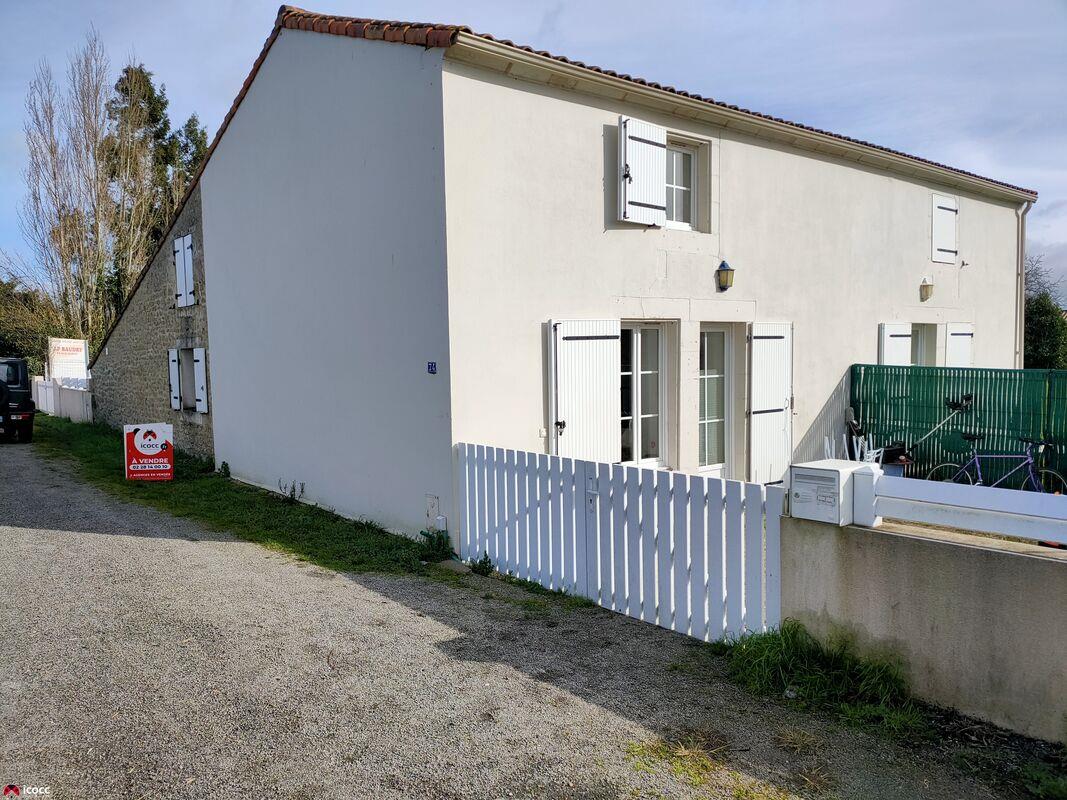 Maison à vendre, 156m², Sainte-Gemme-la-Plaine