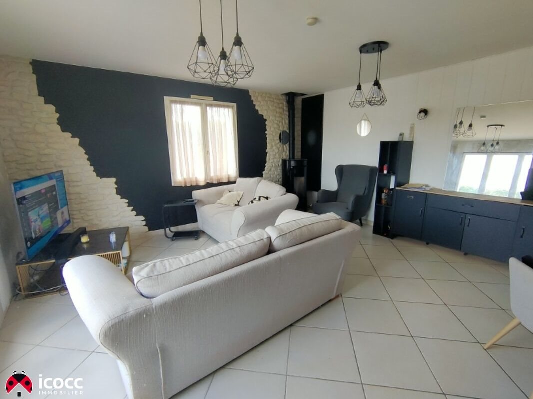Maison à vendre, 74m², Chasnais
