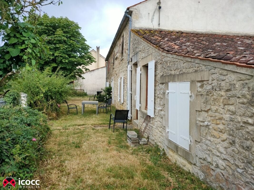 Maison à vendre, 212m², Saint-Laurent-de-la-Salle