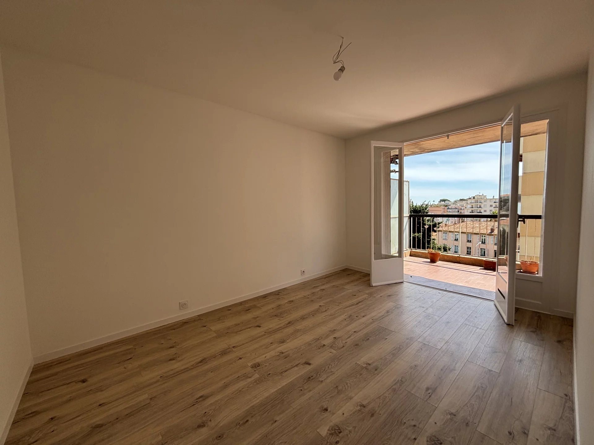 Appartement à louer, 68m², Nice