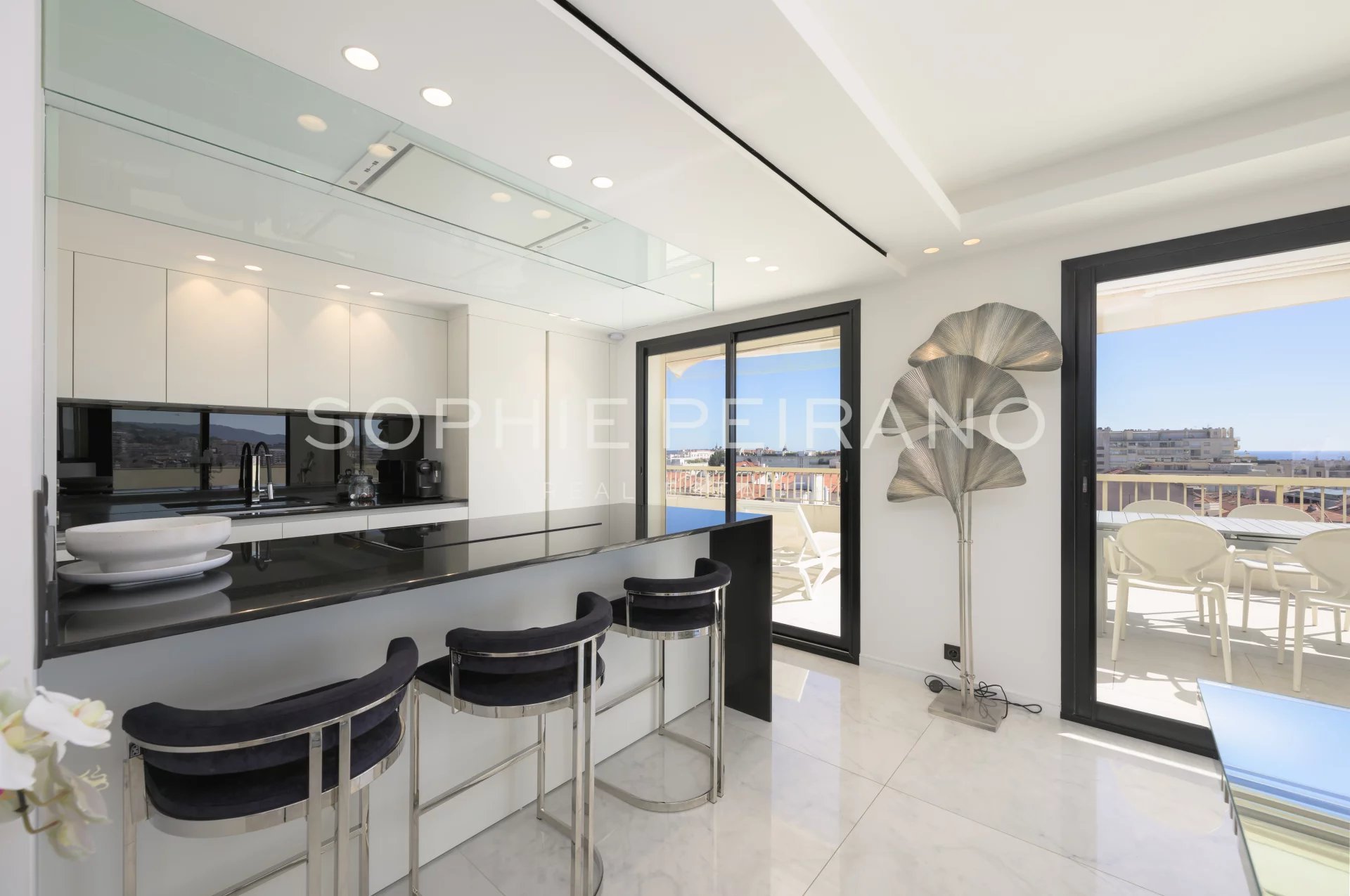 Appartement – Cannes, La Lepre - Plus