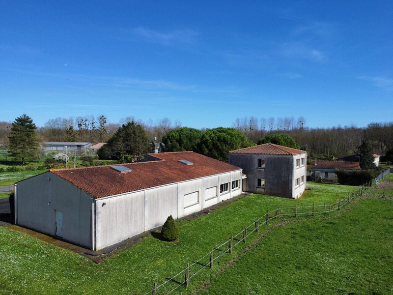 Maison à vendre, 689m², Migron