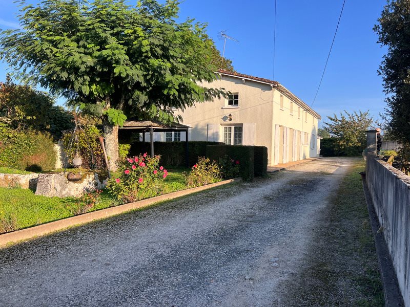 Maison à vendre, 132m², Chérac